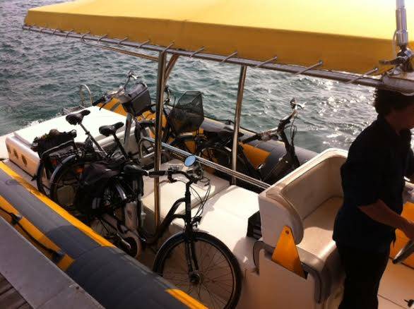 Promenade en vélos et bateau taxi au départ du Cap Ferret et ses alentours