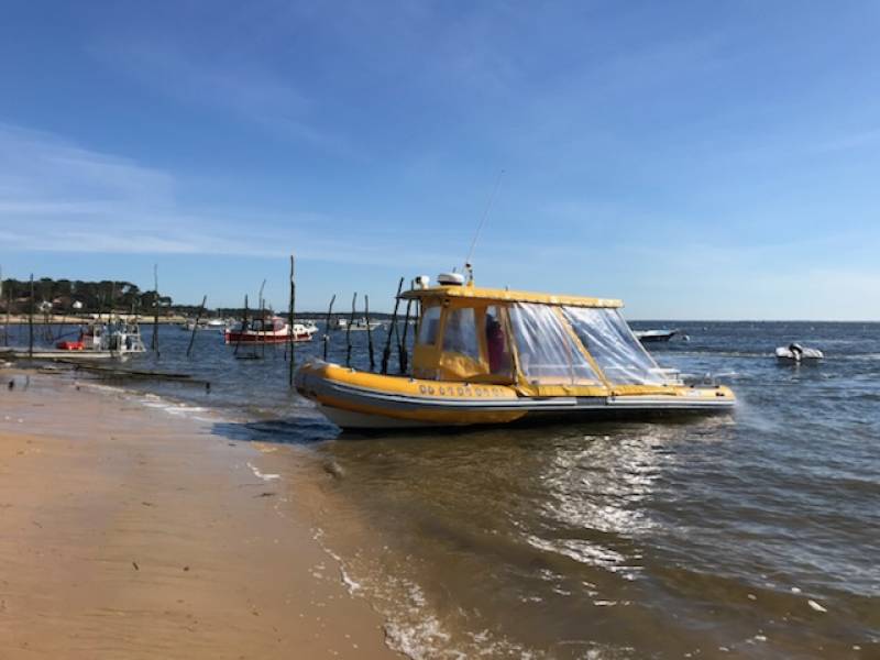 Bateau-taxi privé pour un train matinale - Cap Ferret / Arcachon